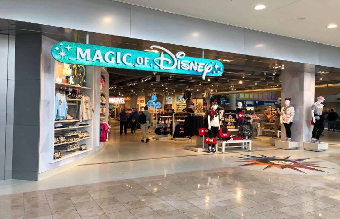 Magic space Next to MCO Airport